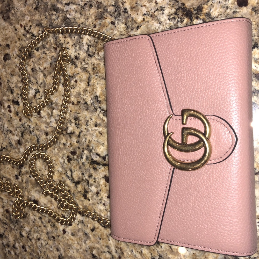 GG Gucci Marmont Mini Chain Wallet - Crossbody